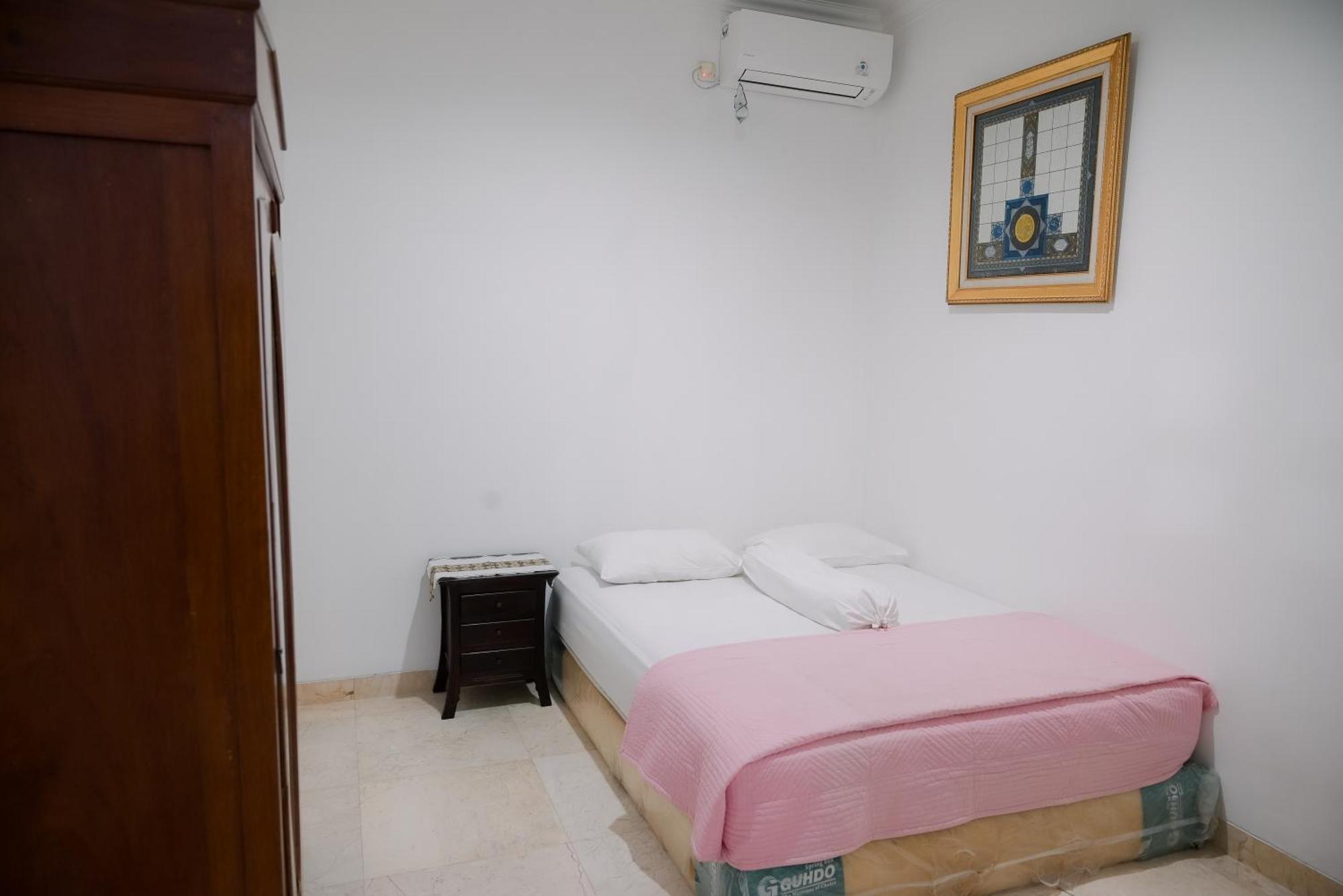 Kirana Guest House Bogor Zewnętrze zdjęcie