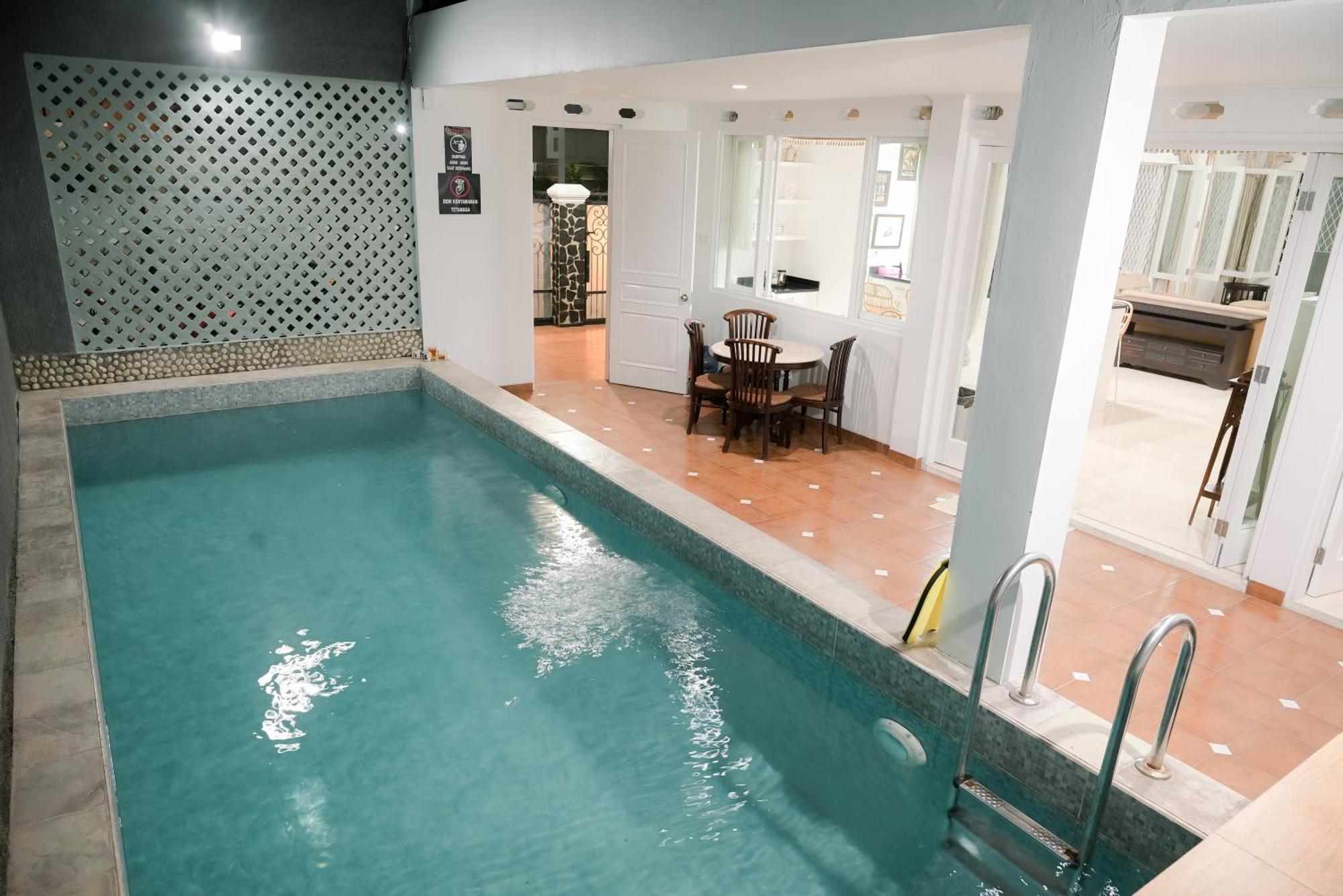 Kirana Guest House Bogor Zewnętrze zdjęcie