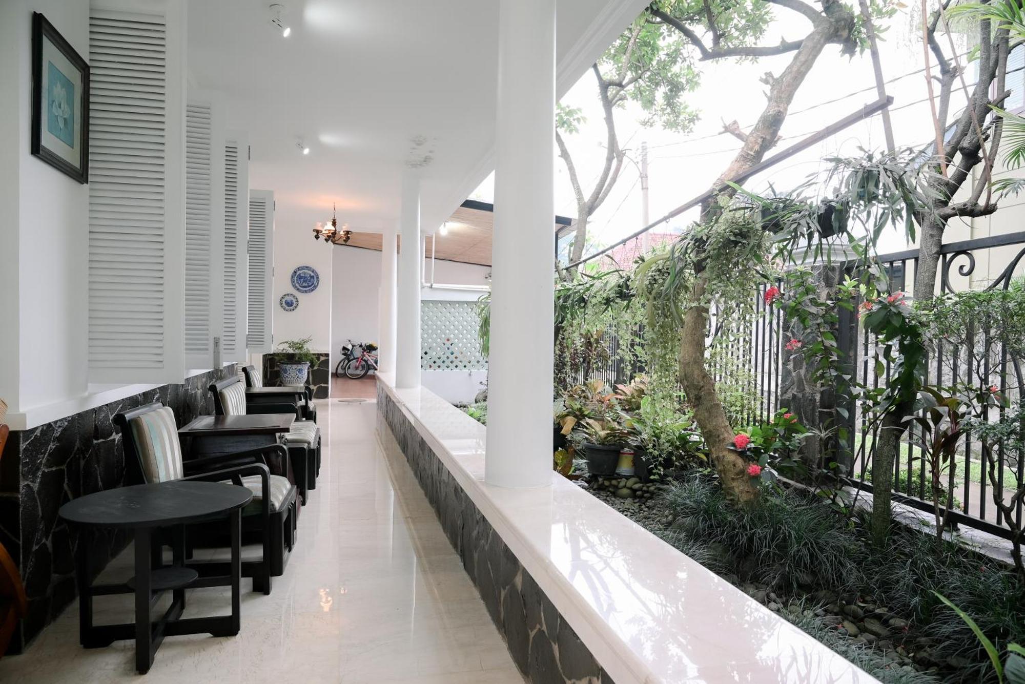 Kirana Guest House Bogor Zewnętrze zdjęcie